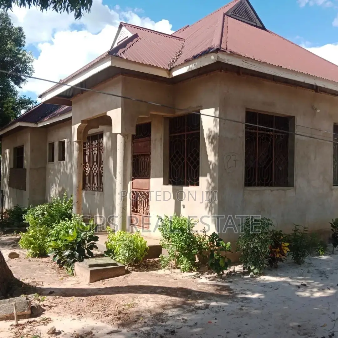 4bdrm House in Mvuti, Ilala for sale