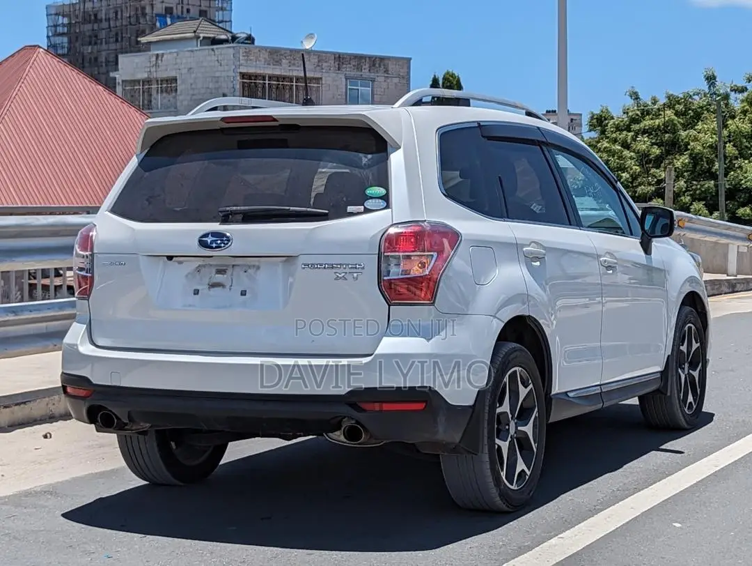 Subaru Forester 2013 Pearl