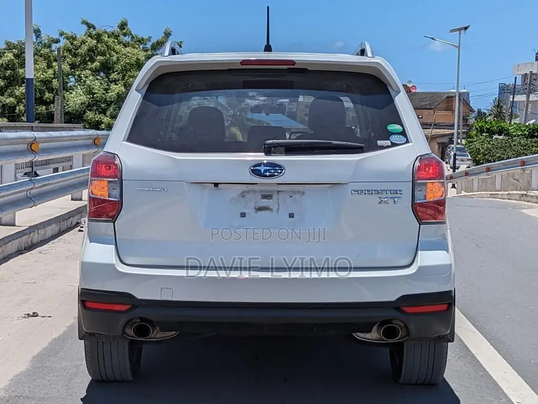 Subaru Forester 2013 Pearl