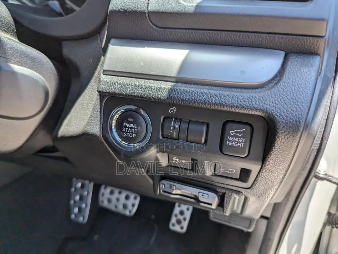 Subaru Forester 2013 Pearl