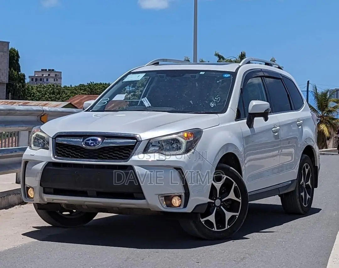 Subaru Forester 2013 Pearl