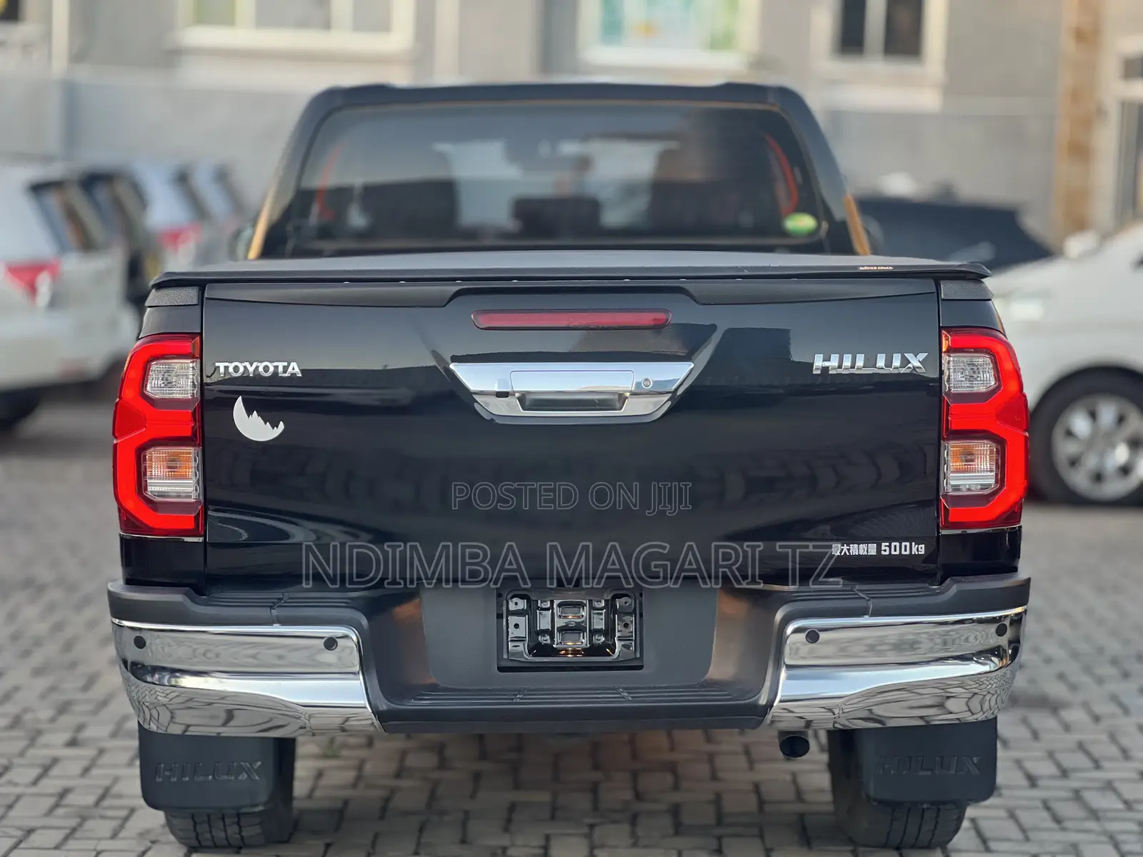 Toyota Hilux 2021 Black