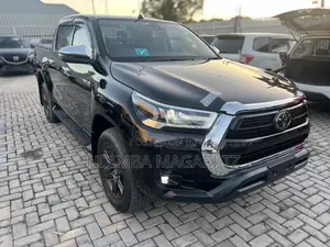 Toyota Hilux 2021 Black