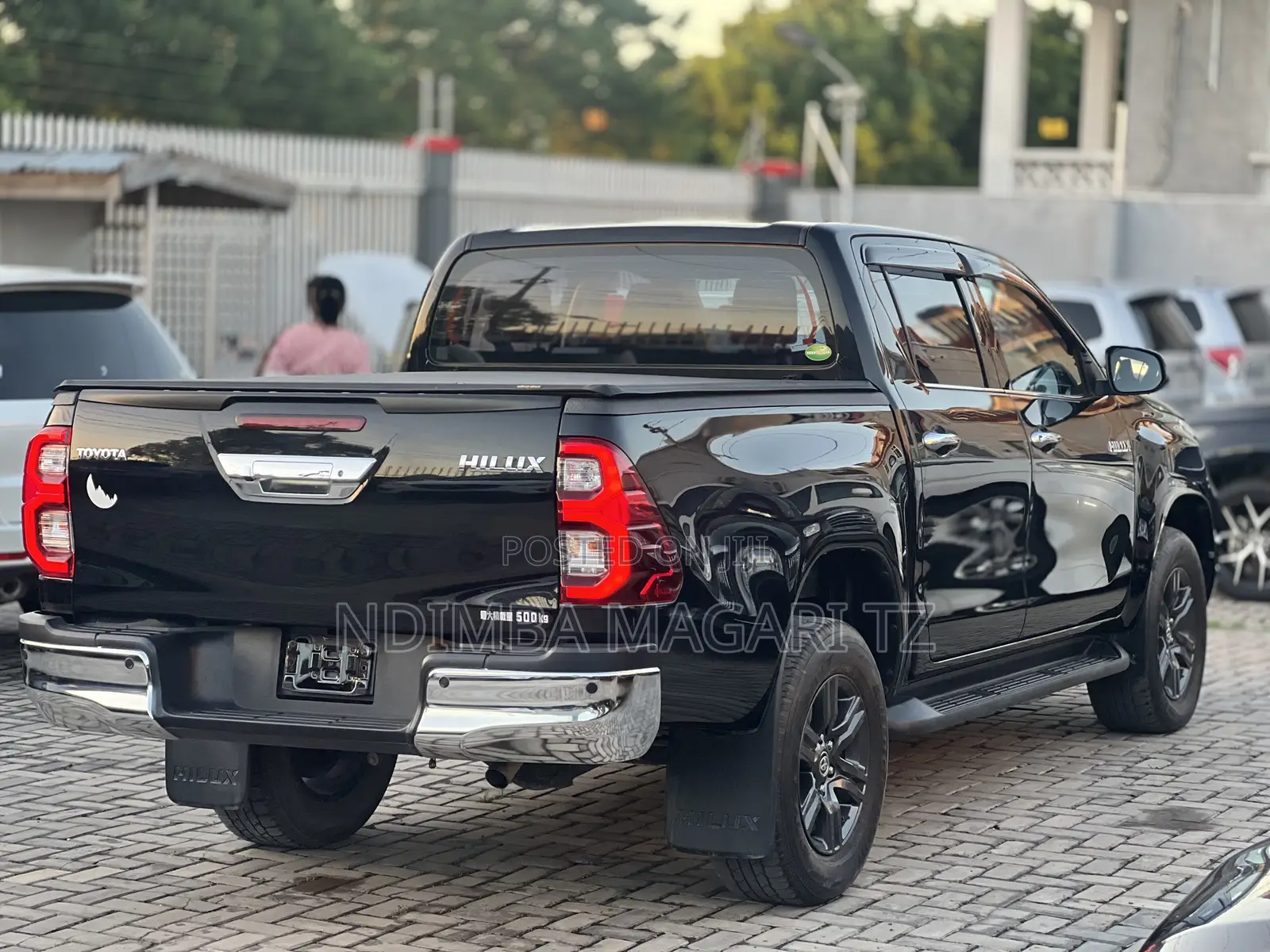 Toyota Hilux 2021 Black