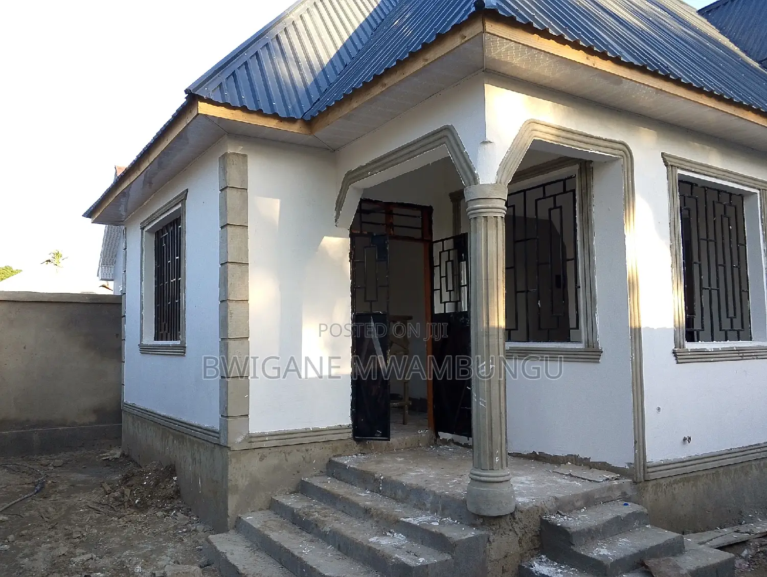 3bdrm Apartment in Mwambungu Broker, Mbagala for sale