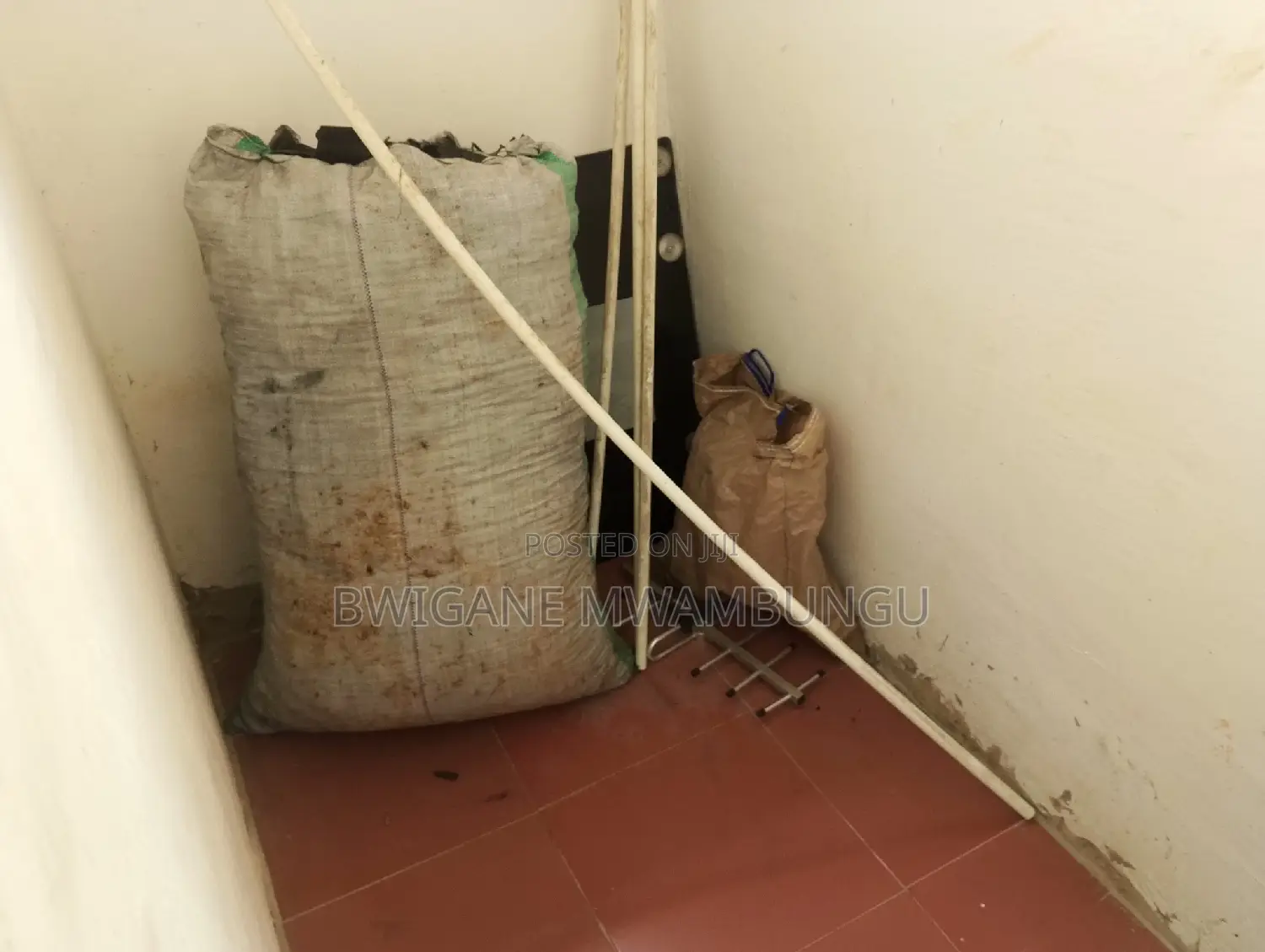 Furnished 3bdrm Apartment in Mwambungu Broker, Mbagala for sale