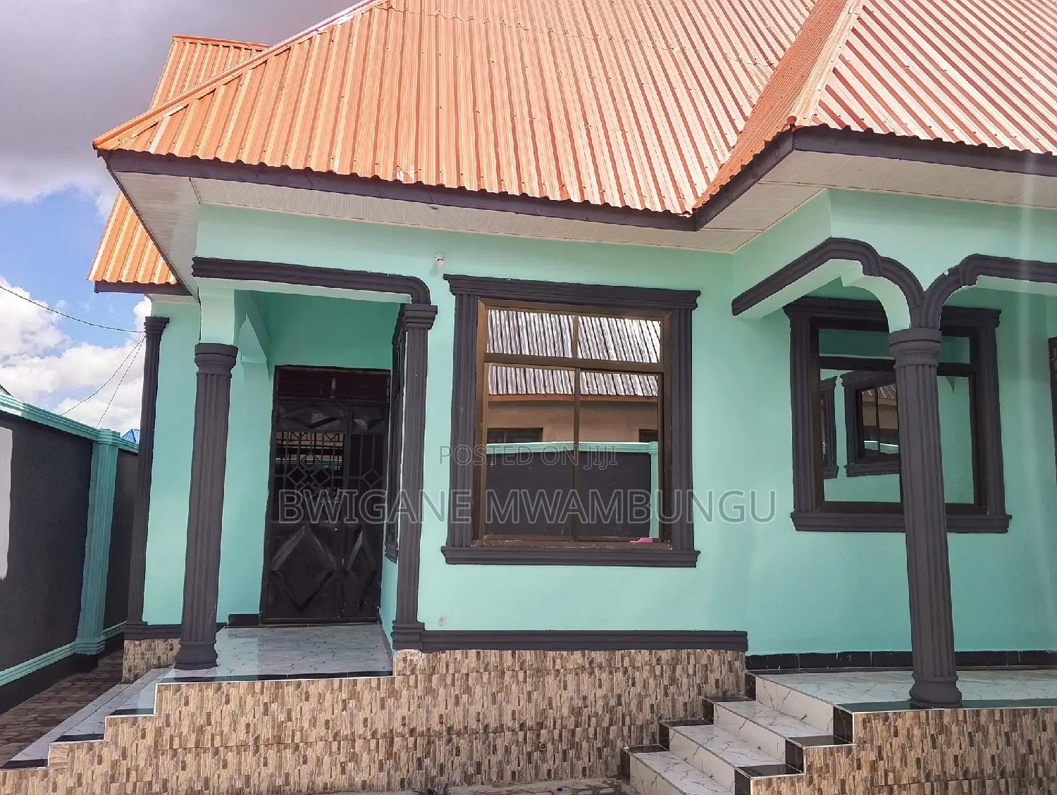 Furnished 4bdrm Apartment in Mwambungu Broker, Mbagala for sale