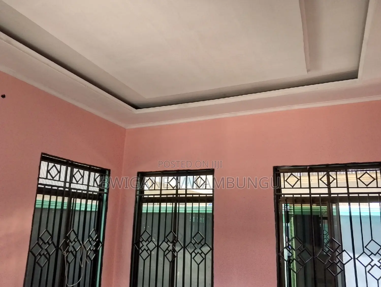 Furnished 4bdrm Apartment in Mwambungu Broker, Mbagala for sale