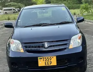 Toyota IST 2006 Blue