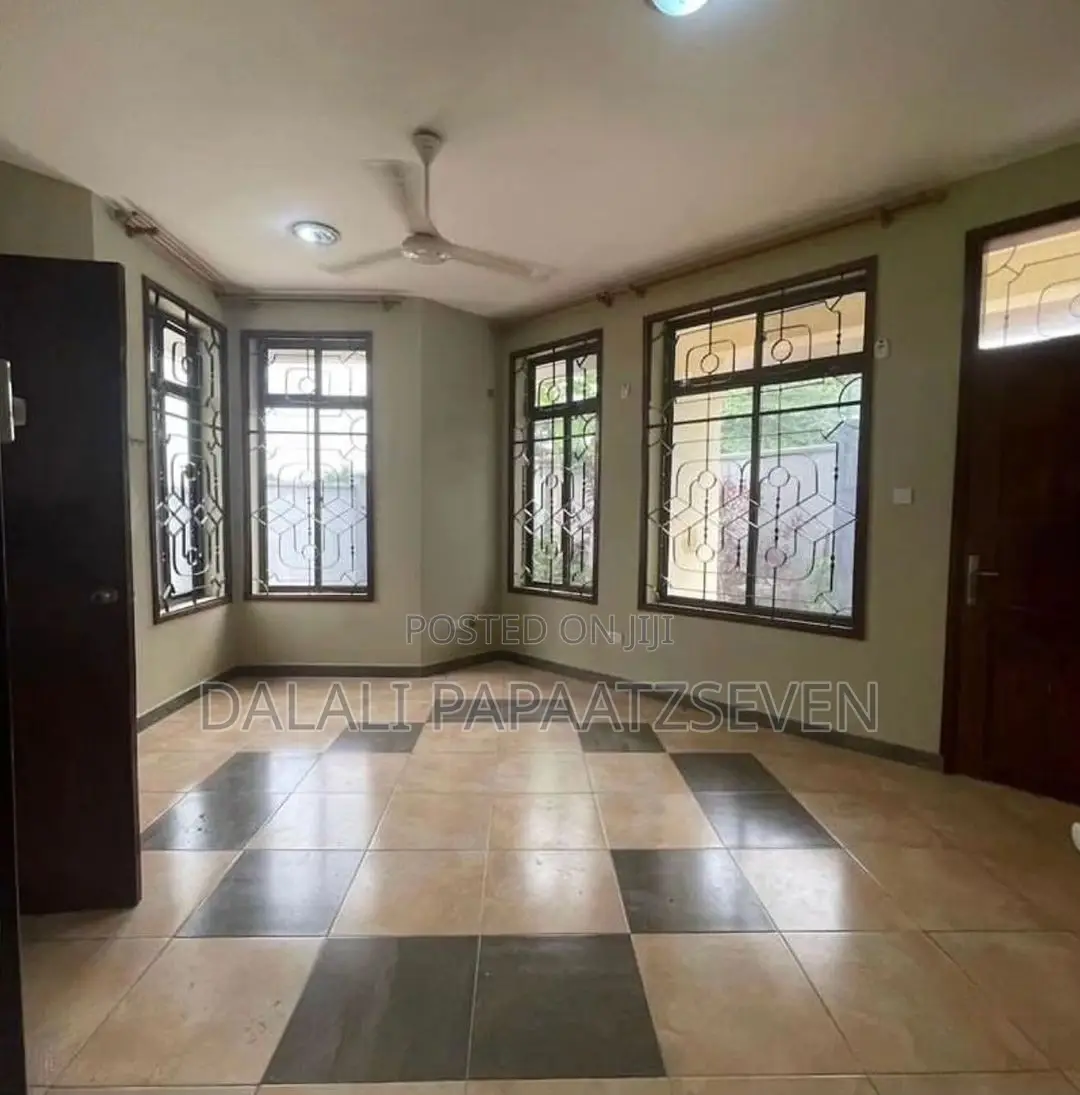 6bdrm House in Dalalipapaatzseven, Kinondoni for rent