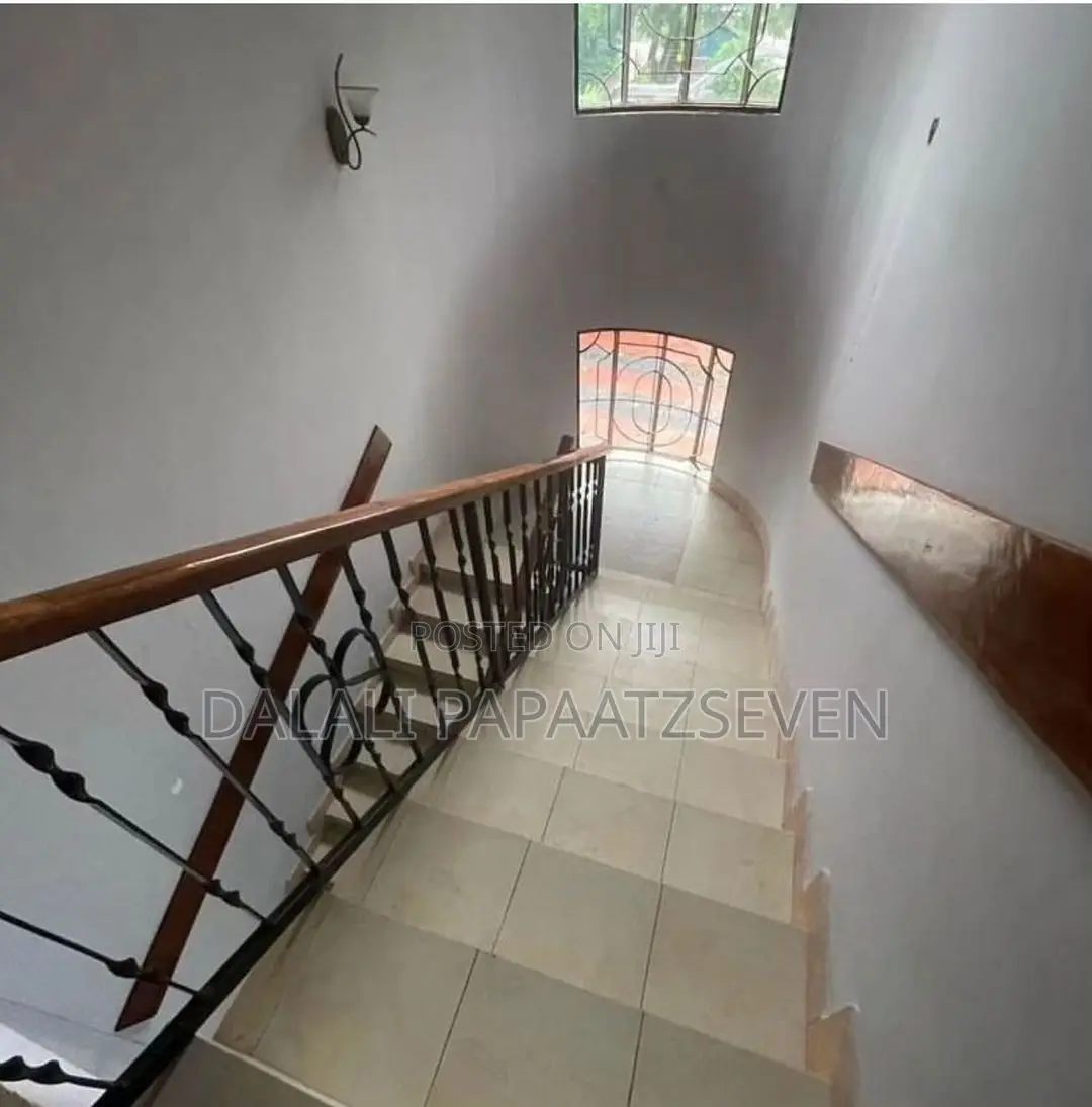 6bdrm House in Dalalipapaatzseven, Kinondoni for rent