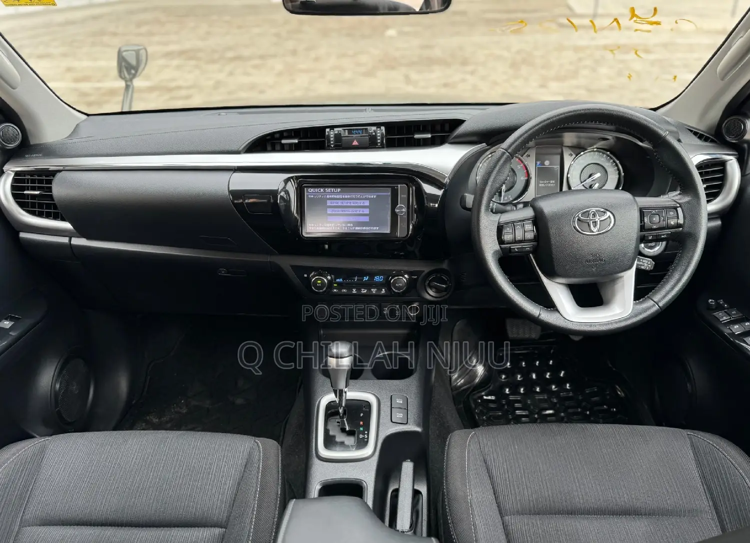 Toyota Hilux 2022 Gray