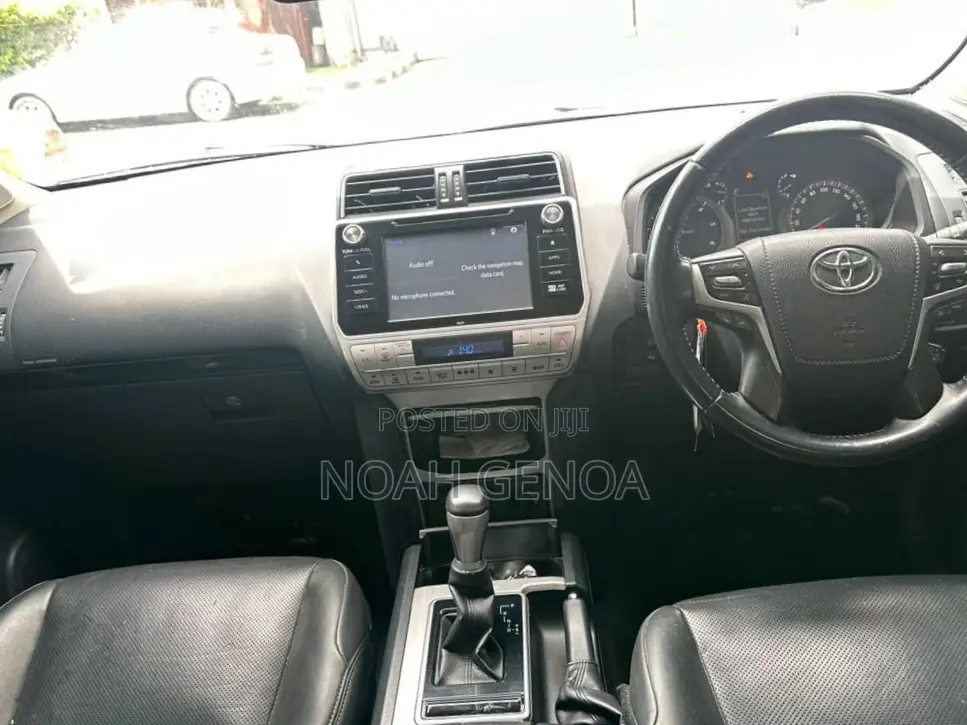 Toyota Land Cruiser Prado 2.8 2020 White