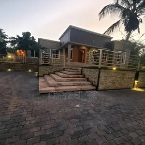 3bdrm Mansion in Madale, Kinondoni for sale