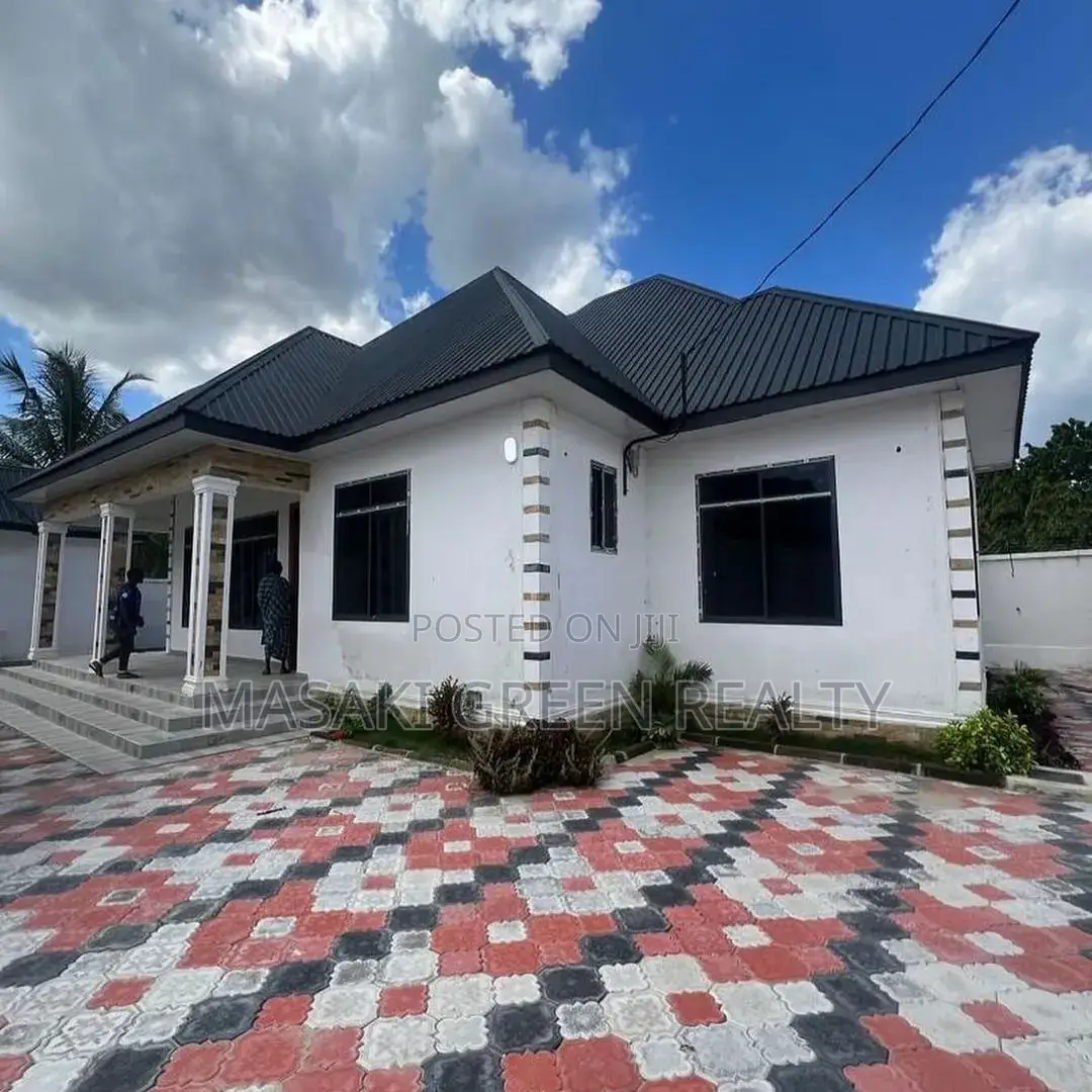 3bdrm House in Tegeta Wazo, Kinondoni for sale