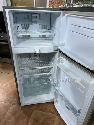 Von Fridge Kali Sana