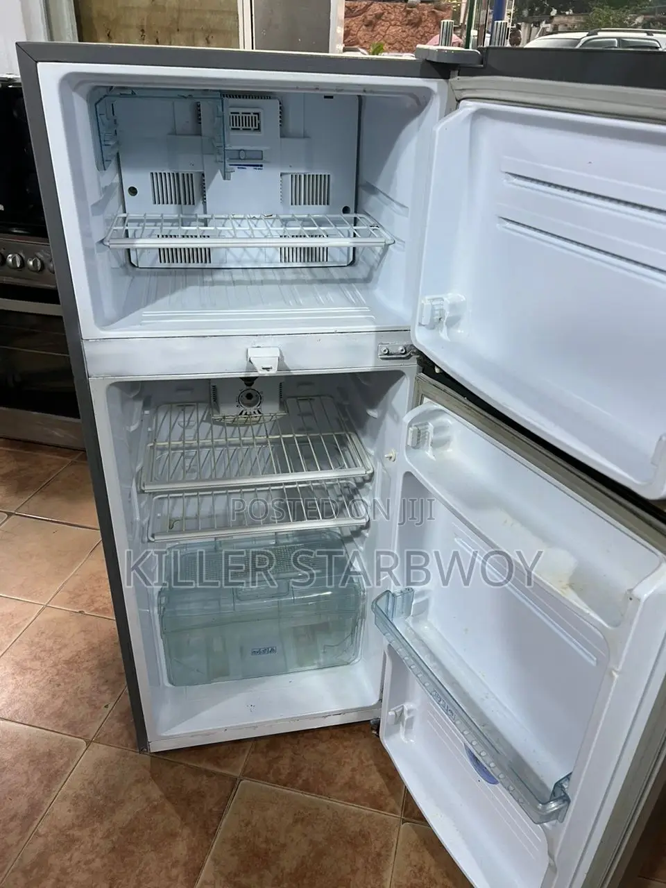 Von Fridge Kali Sana