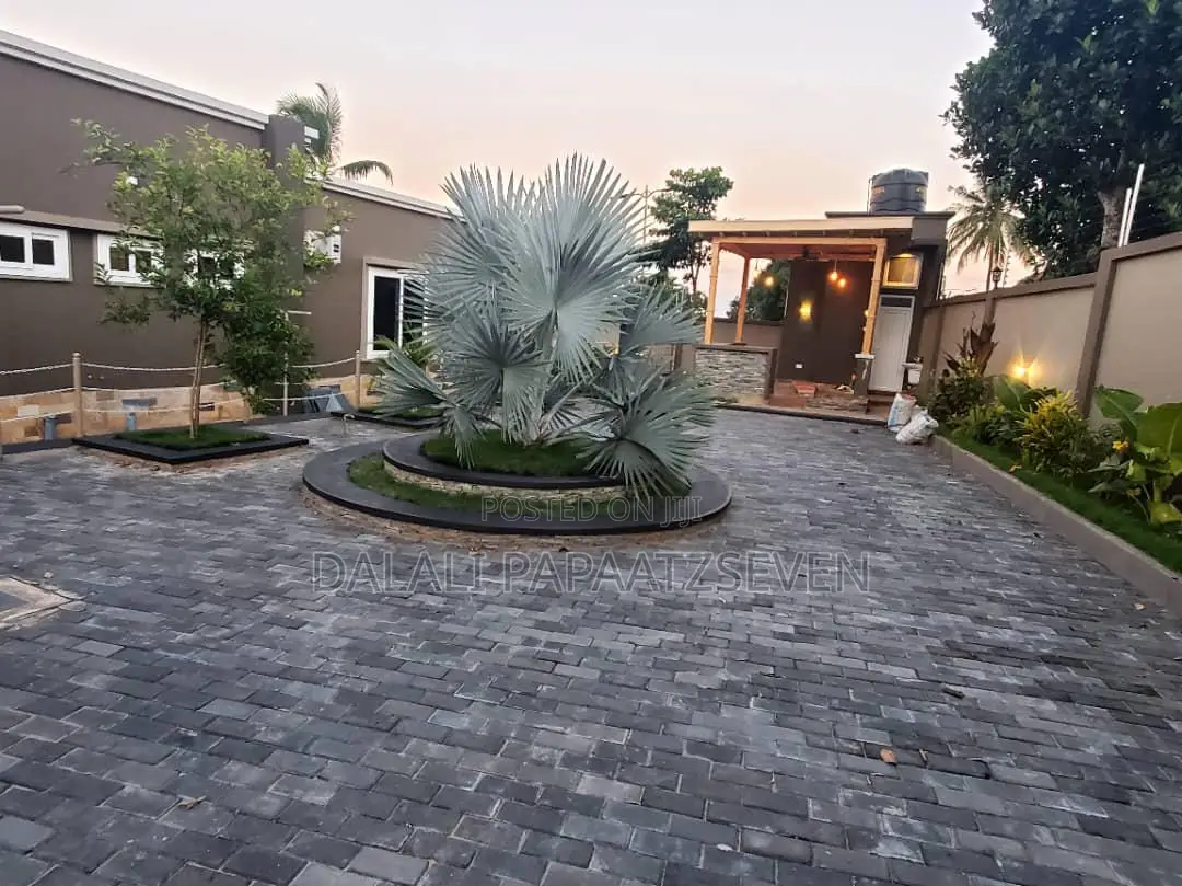 3bdrm House in Dalalipapaatzseven, Kinondoni for rent