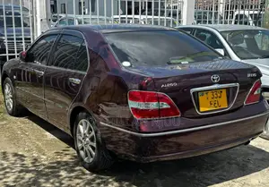 Toyota Brevis 2005