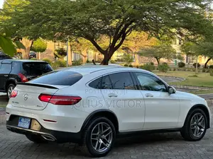 Mercedes-Benz GLC-Class 2017 White