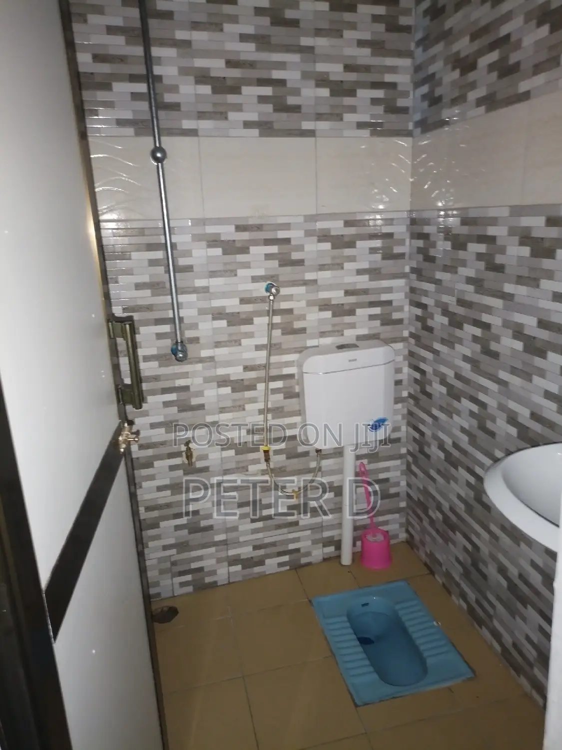 3bdrm Apartment in Kimara for rent