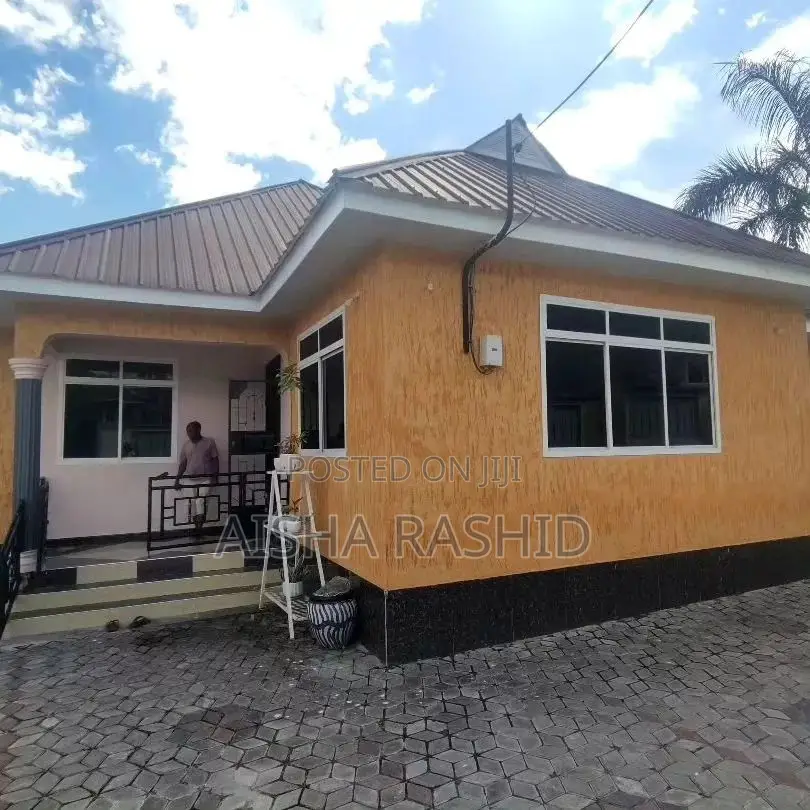 4bdrm House in Kinondoni for rent