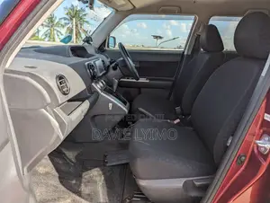 Toyota Corolla Rumion 2007 Red