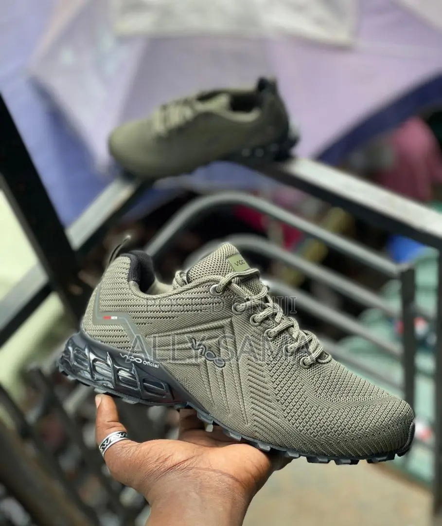 Mens Sneakers VICCO Original