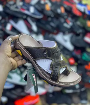 Opens Shoes Brown Original