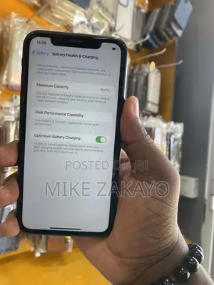 Apple iPhone XR 64 GB Black