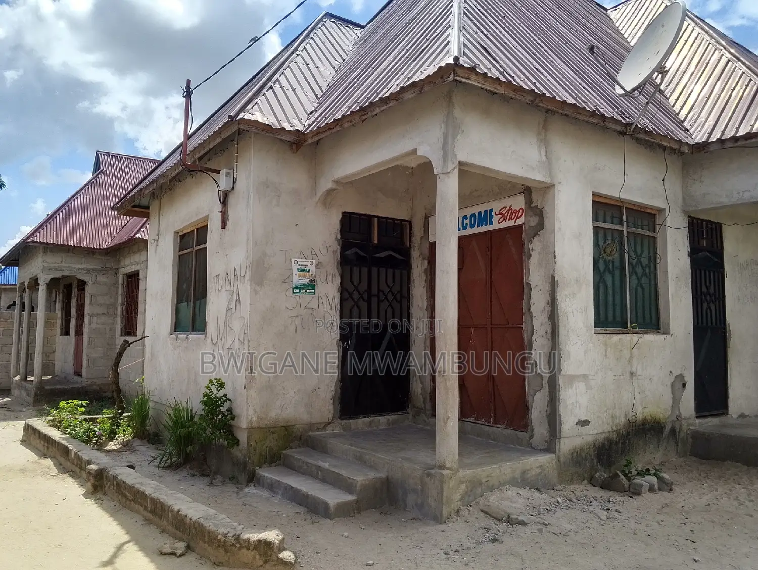 3bdrm Apartment in Mwambungu Broker, Mbagala for sale
