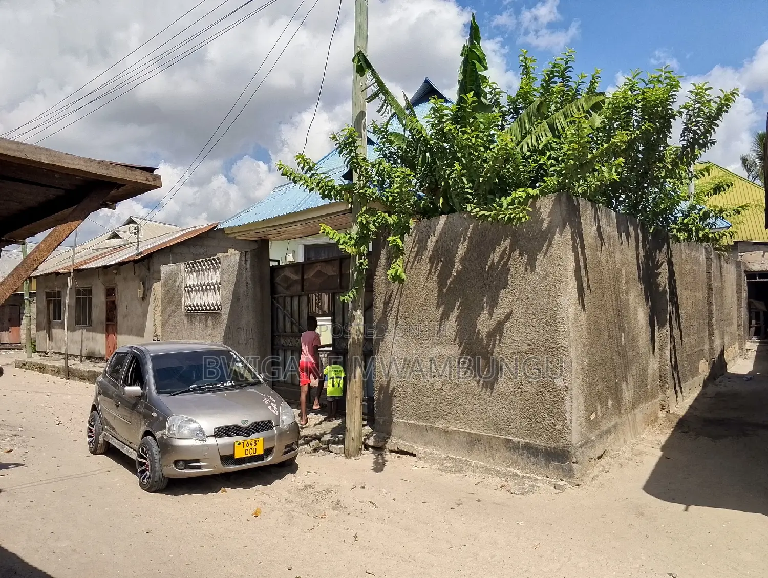 4bdrm Apartment in Mwambungu Broker, Mbagala for sale
