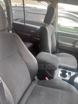 Mitsubishi Pajero 2007 Silver
