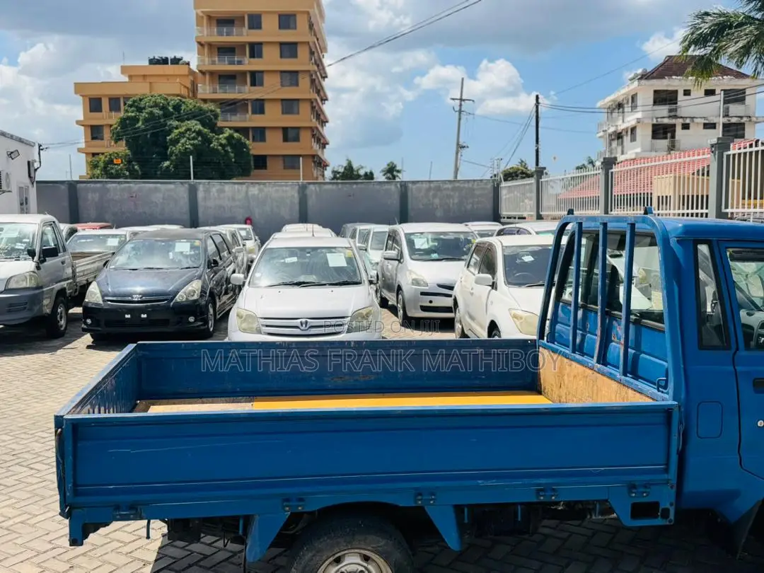 Toyota Lite-ace 1997 Blue