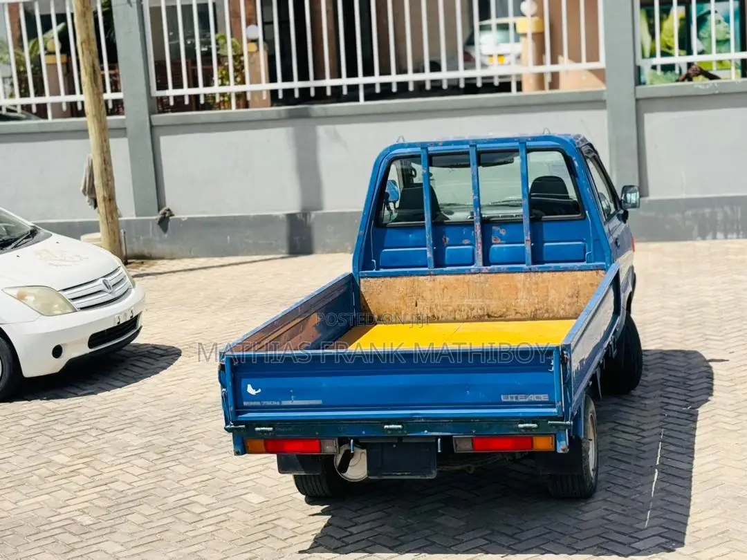 Toyota Lite-ace 1997 Blue