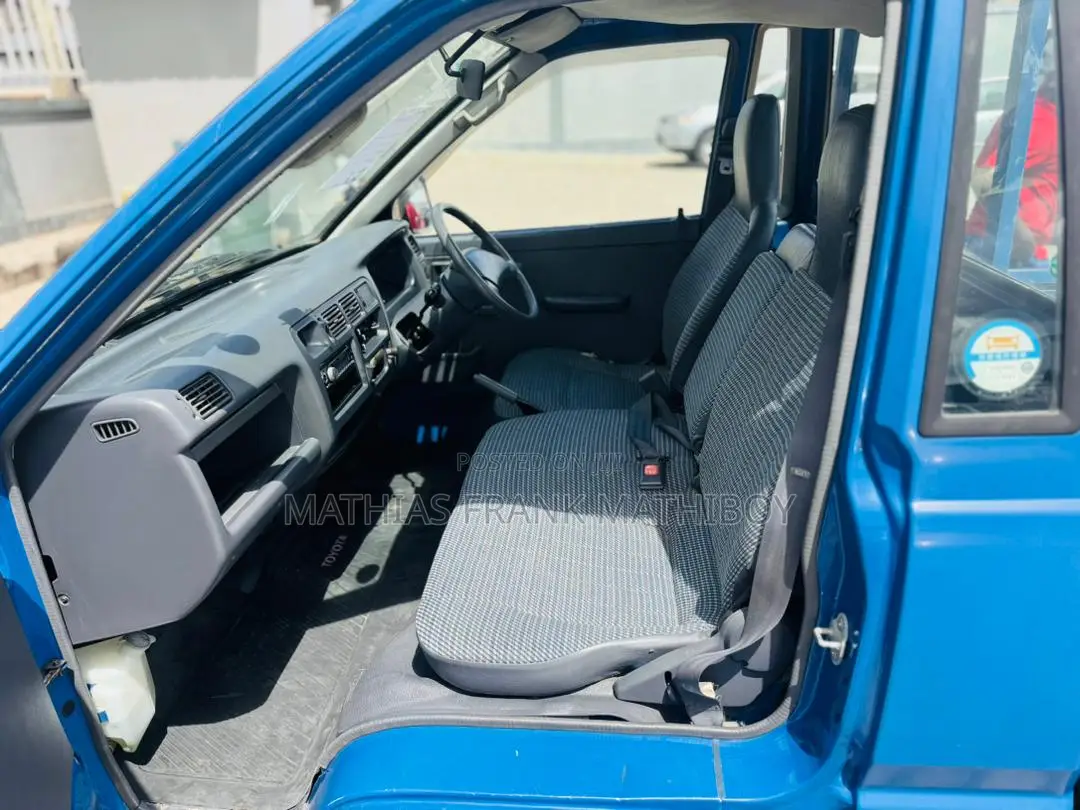 Toyota Lite-ace 1997 Blue