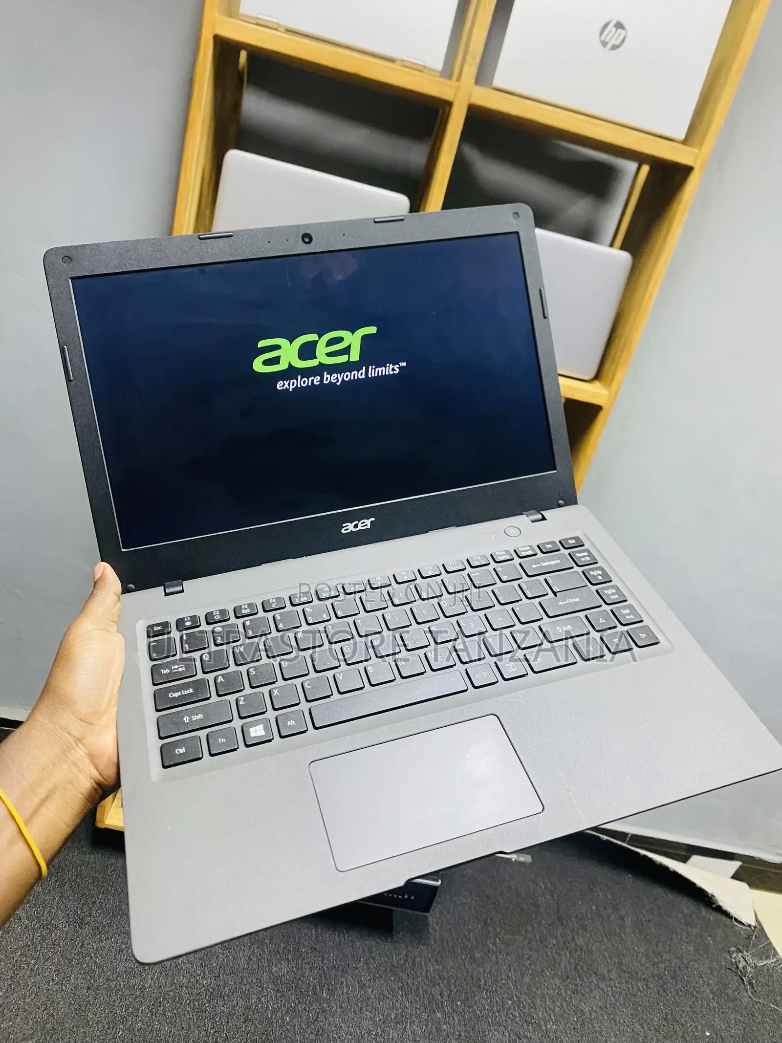 Laptop Acer 2GB Intel Celeron HDD+SSD 500GB