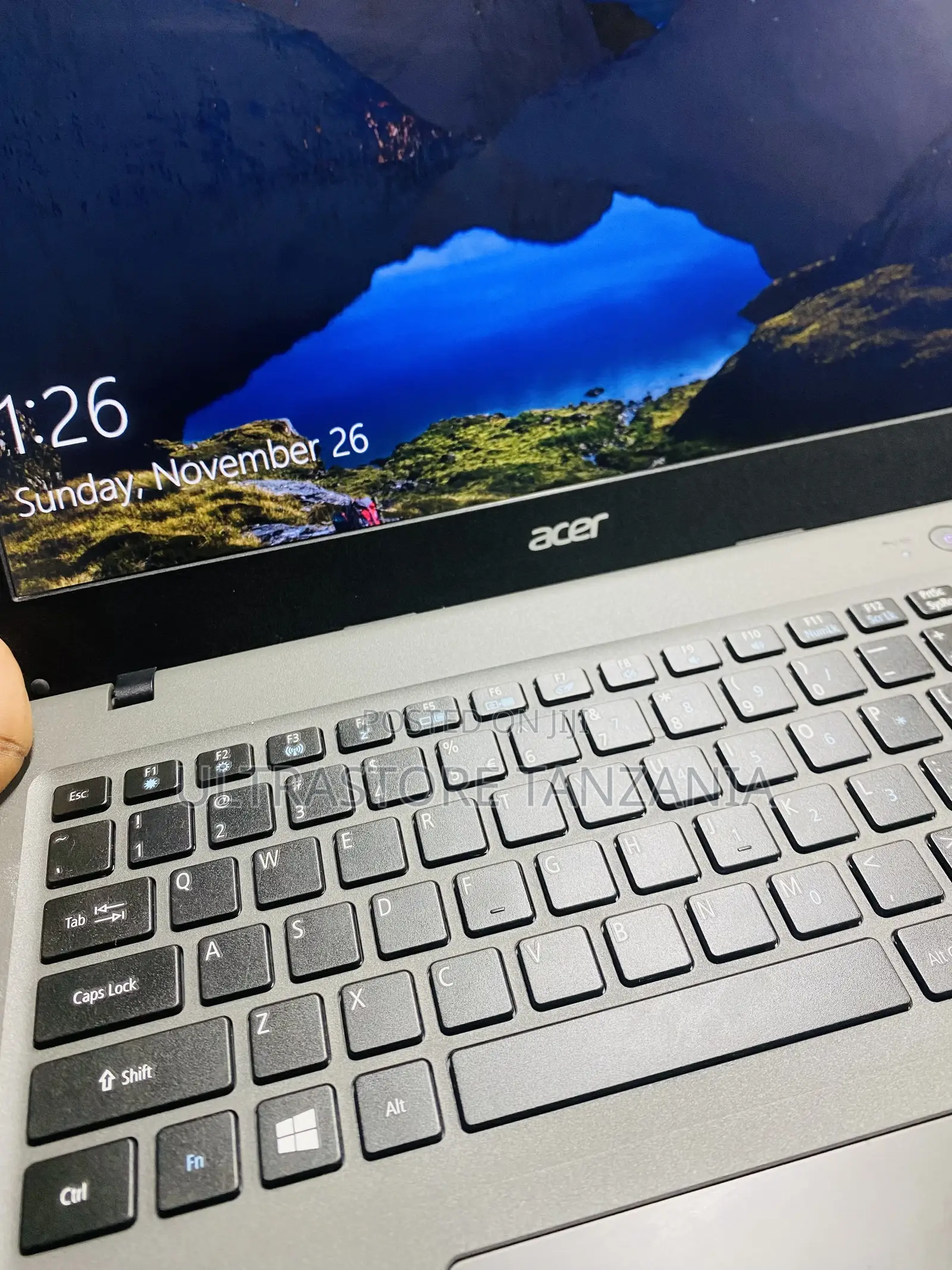 Laptop Acer 2GB Intel Celeron HDD+SSD 500GB