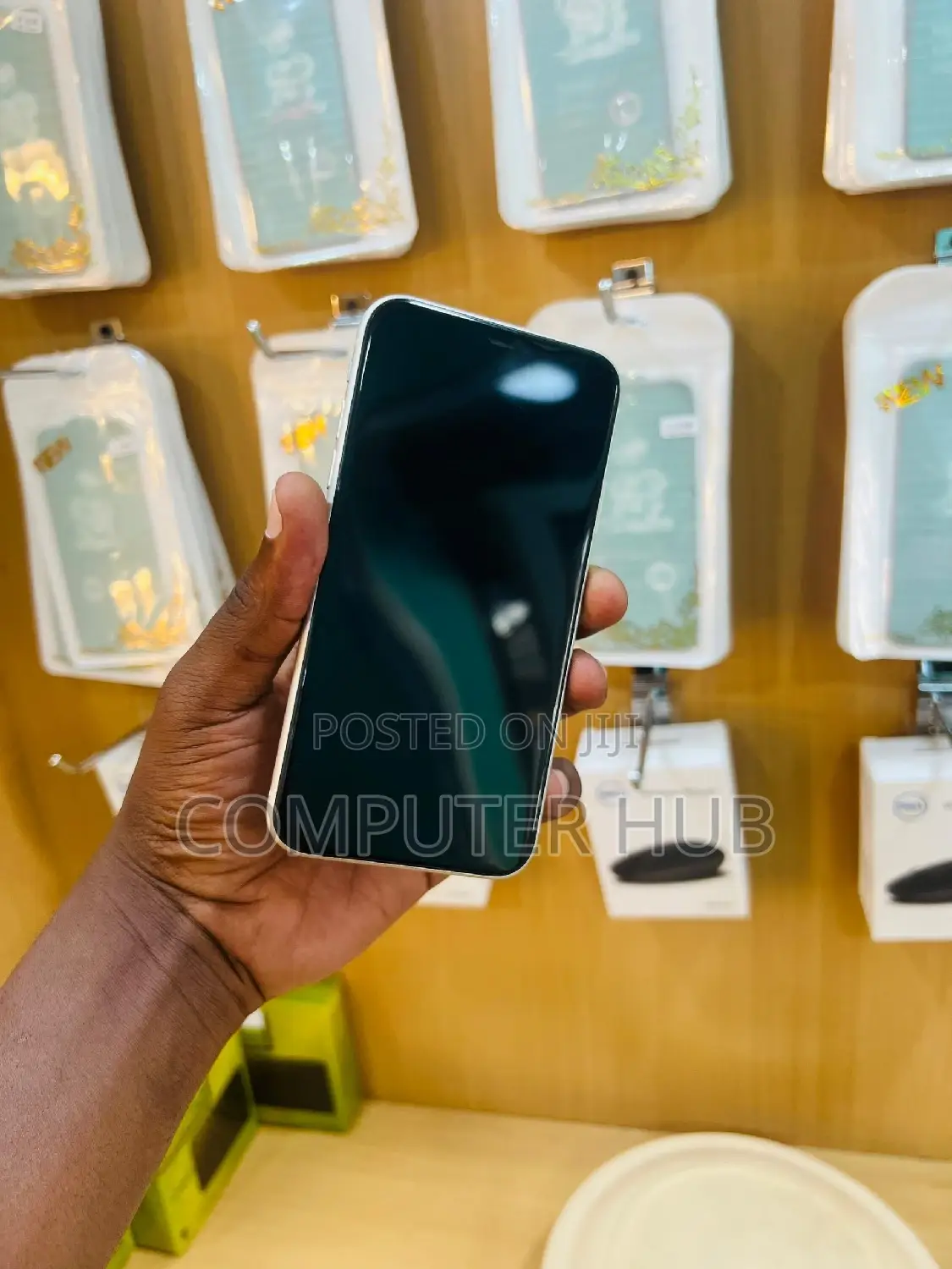 Apple iPhone 11 64 GB White