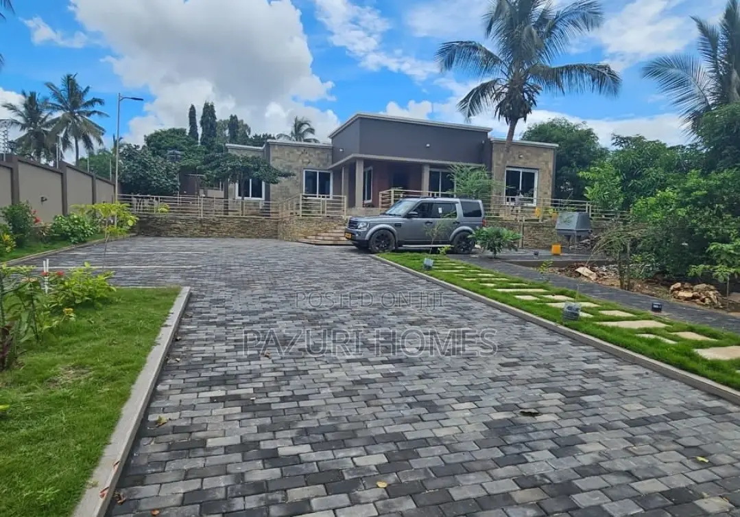 3bdrm House in Madale Mivumoni, Kunduchi for sale