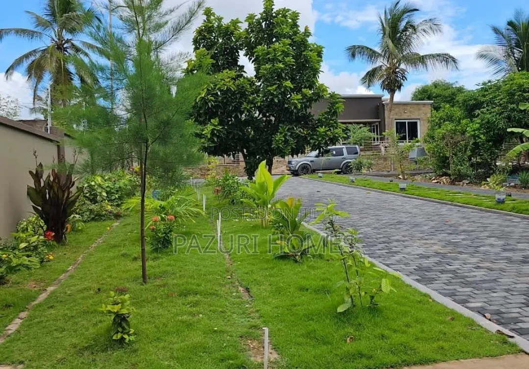 3bdrm House in Madale Mivumoni, Kunduchi for sale