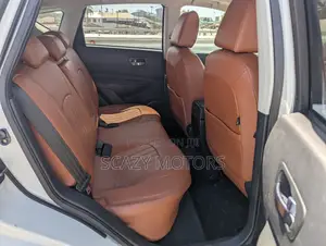 Nissan Dualis 2012 Off white
