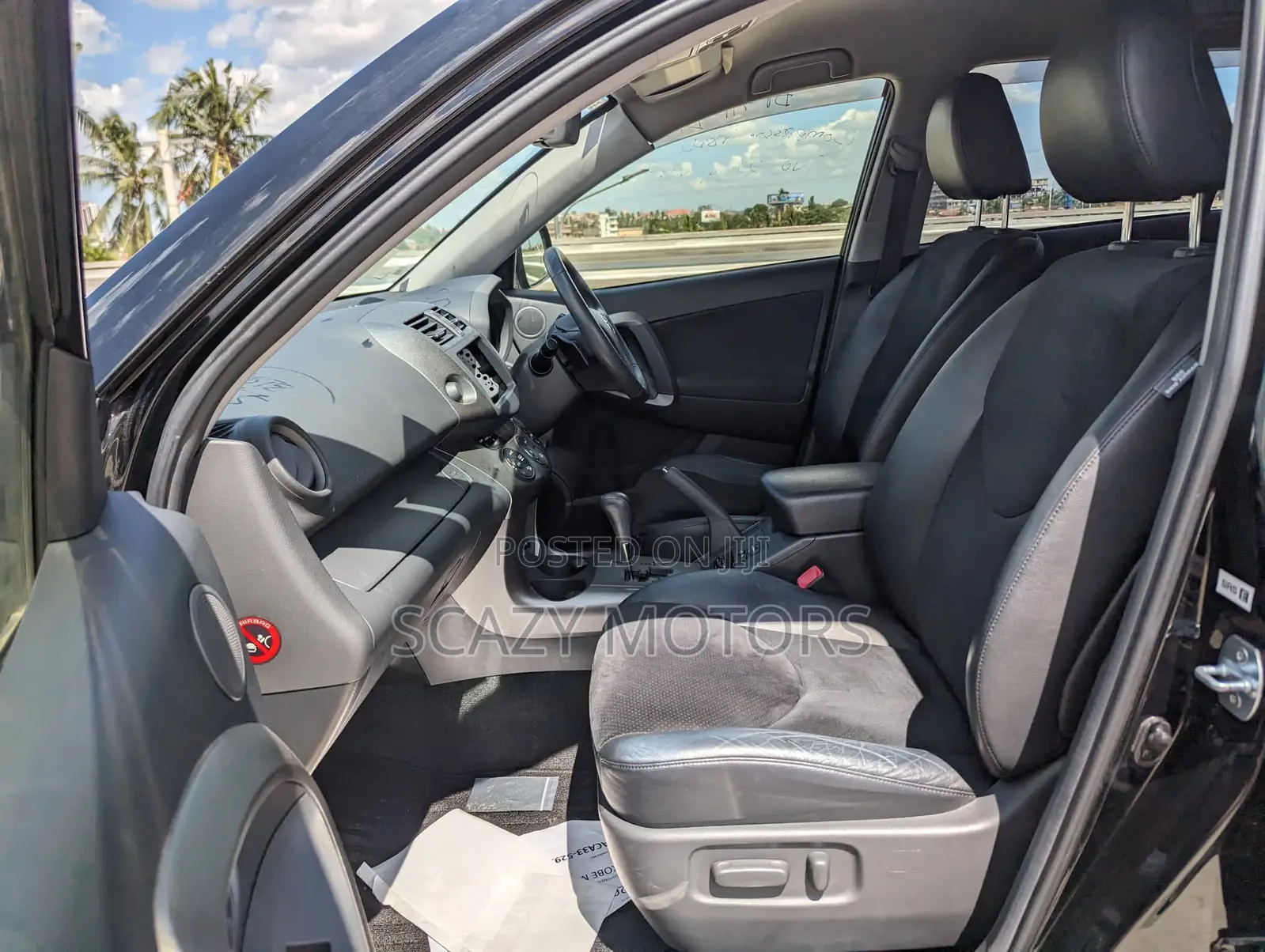 Toyota Vanguard 2012 Black
