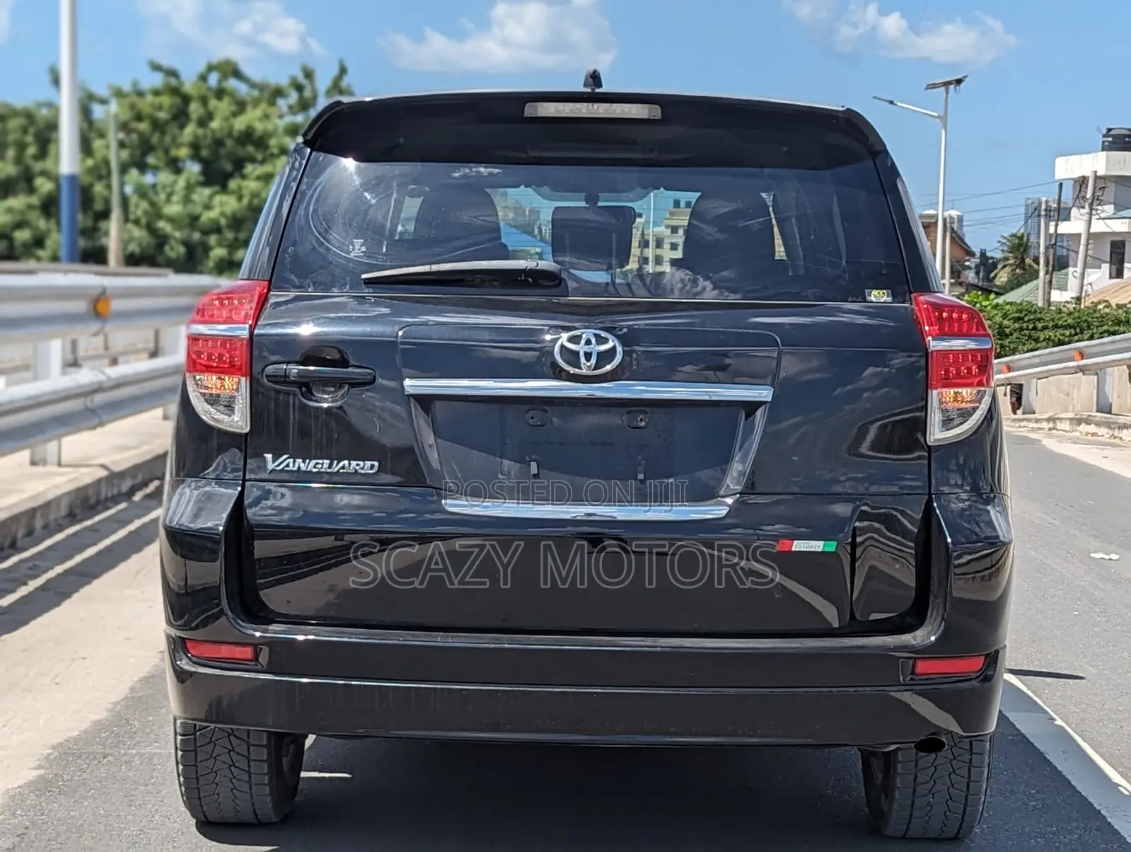 Toyota Vanguard 2012 Black