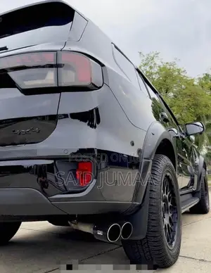 Ford Everest 2023 Black