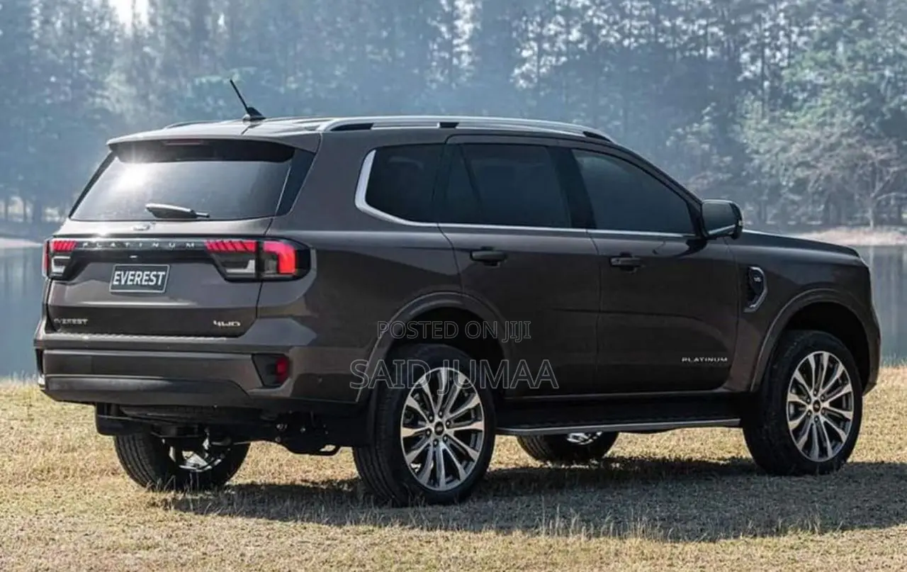 Ford Everest 2024 Matt Black
