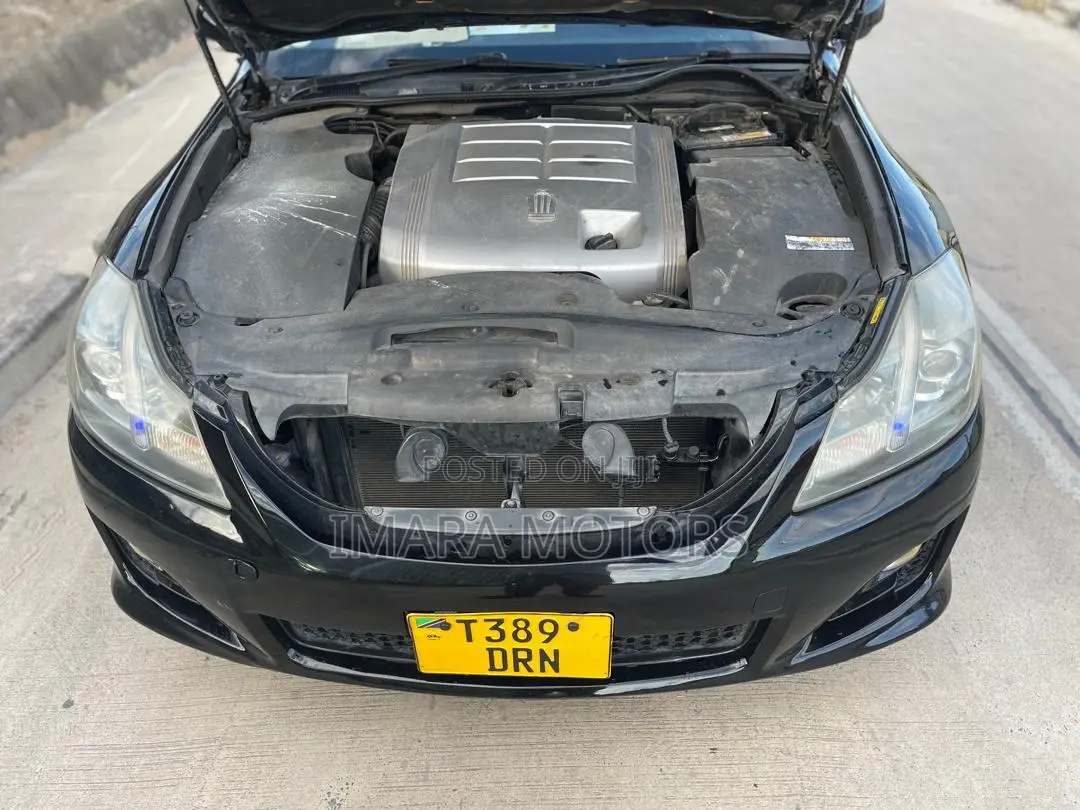 Toyota Crown 2009 Black