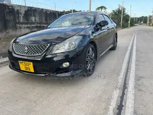 Toyota Crown 2009 Black