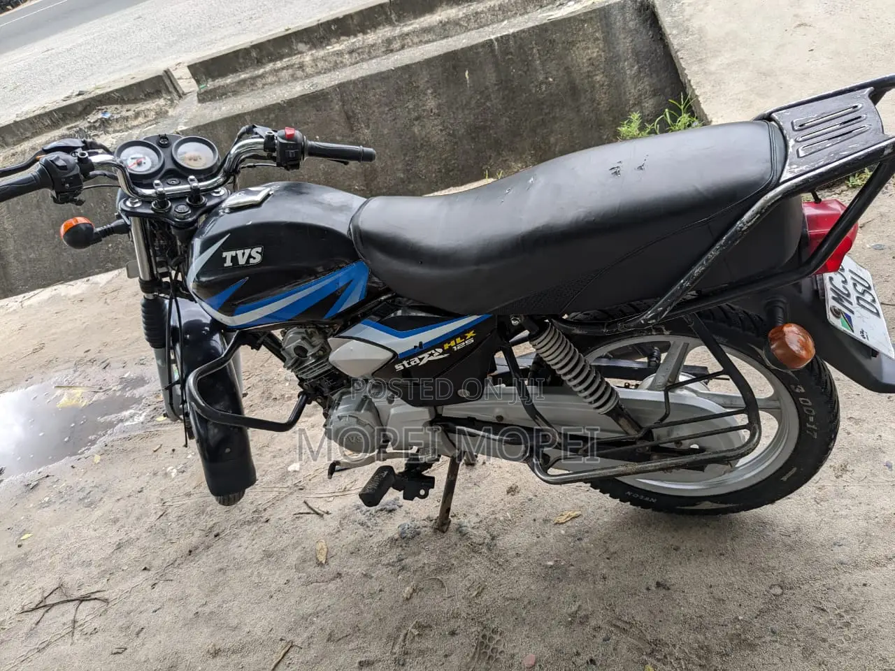 TVS HLX 125 2023 Black