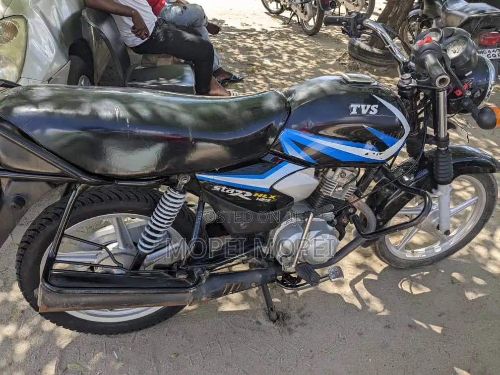 TVS HLX 125 2023 Black